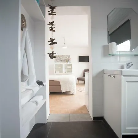 Trendy's Beach House