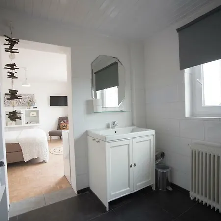 Privatunterkunft Trendy's Beach House